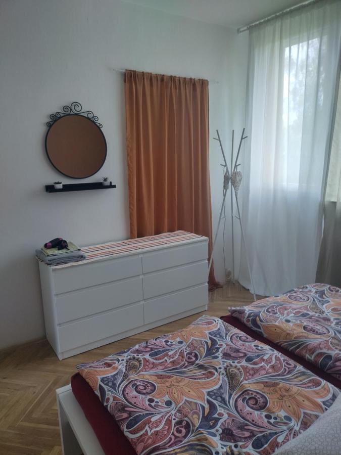 Flat Lesna Brno Apartment Екстериор снимка